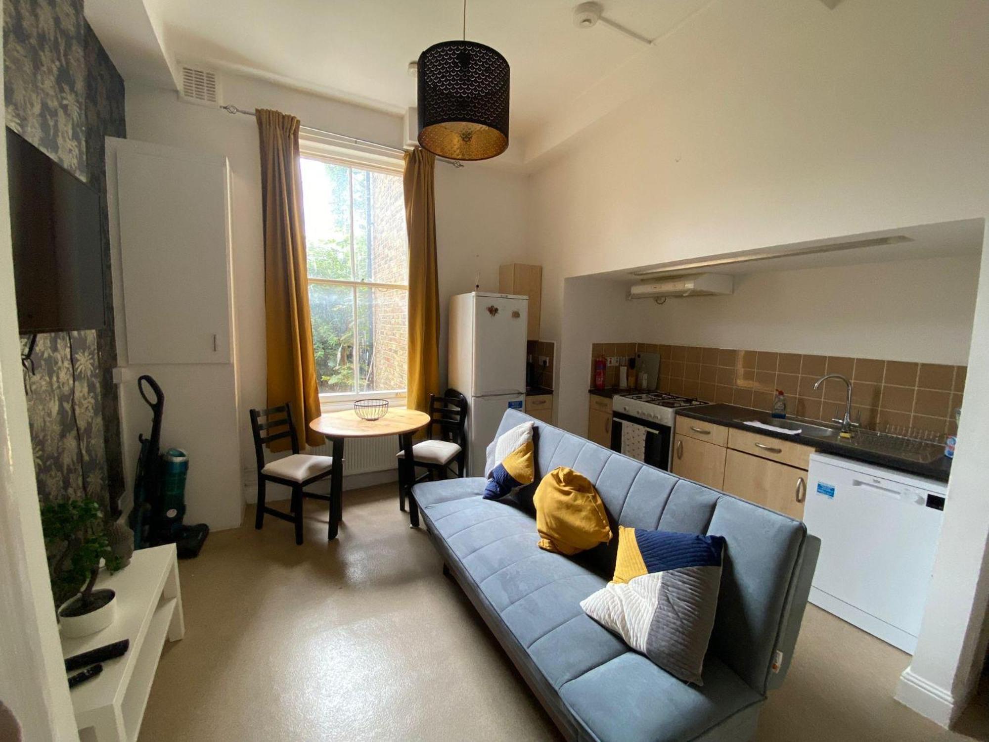 Bustling Western Apartment ロンドン エクステリア 写真