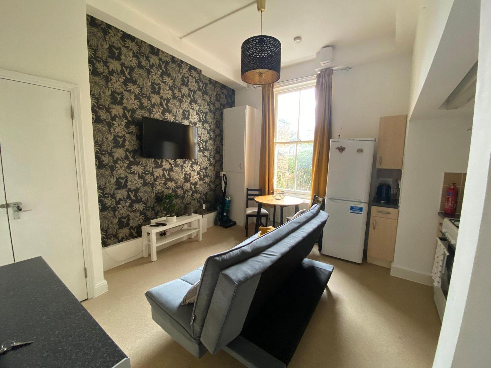 Bustling Western Apartment ロンドン エクステリア 写真